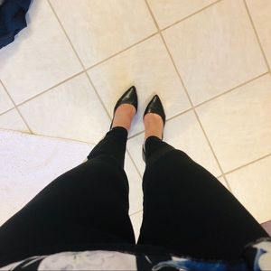 BCBG black skinny pants, never worn